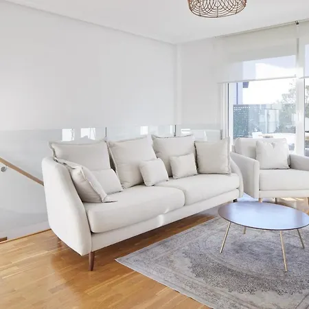 Esnatuz - Basque * Saint-Sébastien